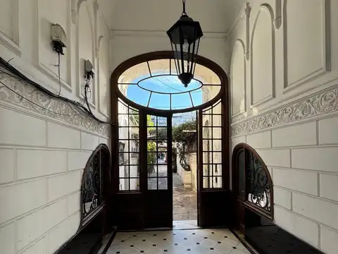 Venta de ph tres dormitorios en zona centro