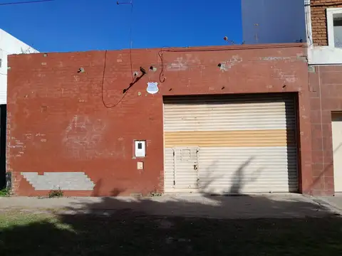Local en república de la sexta