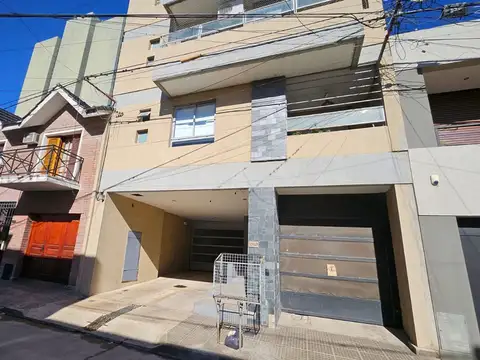 Cochera en venta barrio sur -