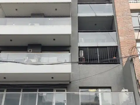 Venta de cocheras en varios edificios centricos