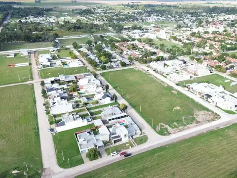 Se vende lote en masneri y barberis (lote 20)