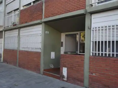 Retasado  viamonte 820  1 dorm