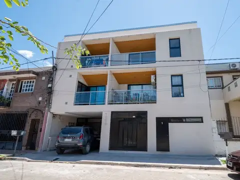 Departamento de 1 dormitorio y patio