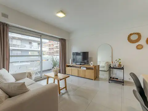 Depto en venta 2 dormitorios con balcon y patio
