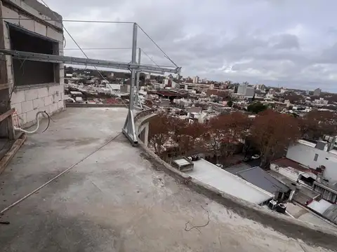 En venta departamento de 2 dormitorios abasto