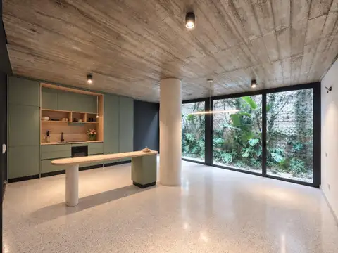 Venta departamento de un dormitorio con patio  en pichincha - rosario
