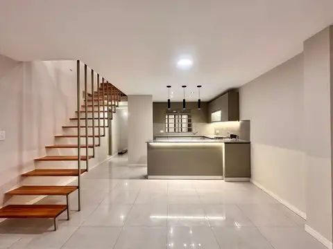 Duplex 3 dorm con patio en venta en centro