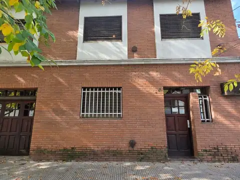 Venta casa 5 amb. p.avellaneda cochera quincho