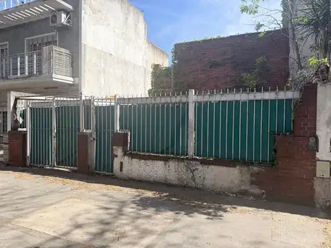 Lote en villa devoto con planos aprobados