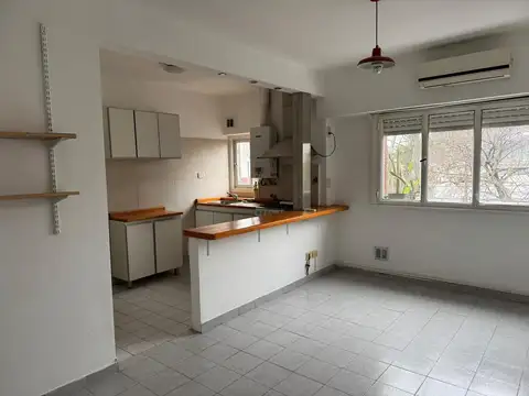 Chacarita leiva 4400 venta 2 amb luminosos piso 2do por esc.