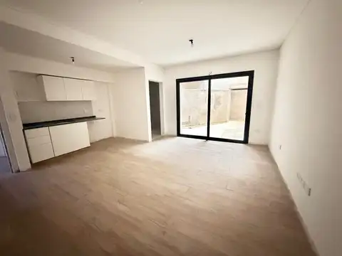 Monoambiente venta boedo con patio tipo terraza