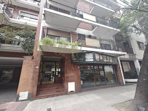 Monoambiente contrafrentre. luminso. muy buena ubicación.