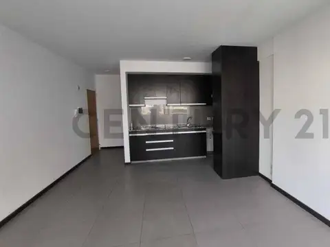 Alquiler monoambiente con balcón – monte castro