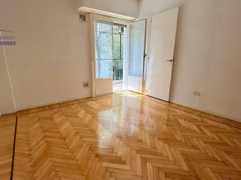 Hermoso 2 amb. frente balcon luminoso. inmejorable ubicación