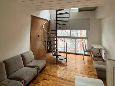 Alquiler 2 ambientes duplex - amoblado - terraza y balcon - caballito