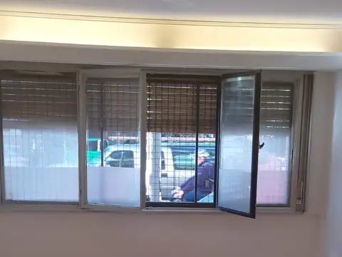 3 amb- *apto profesional  frente - planta baja- ideal consultorio- estudio-