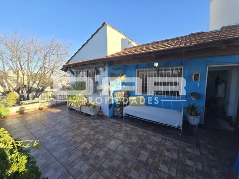 Venta ph de 3 ambientes con garage + terraza + posibilidad 3er dormitorio - chascomús 4900