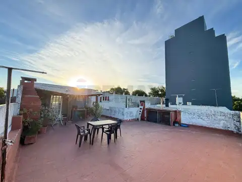 Venta ph parque patricios con terraza y parrilla