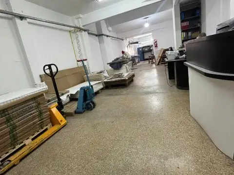 Local comercial de 245 m² sobre general lavalle | balvanera norte