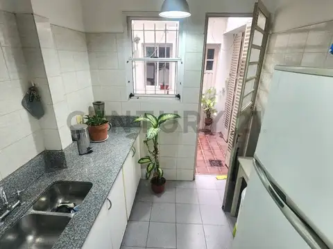 Ph 3 ambientes con patio, escritorio, cochera y terraza compartida – almagro