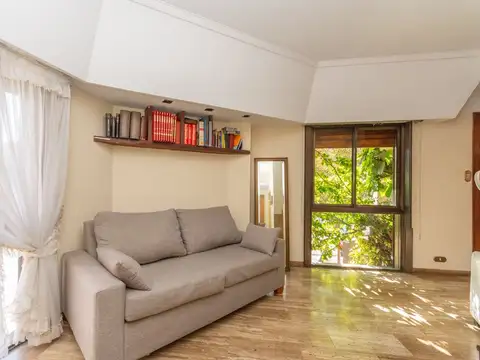 Venta ph 5 ambientes con terraza cochera flores