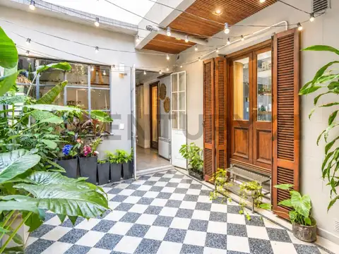 Ph reciclado  sin expensas | cochera, patios y gran master suite | colegiales