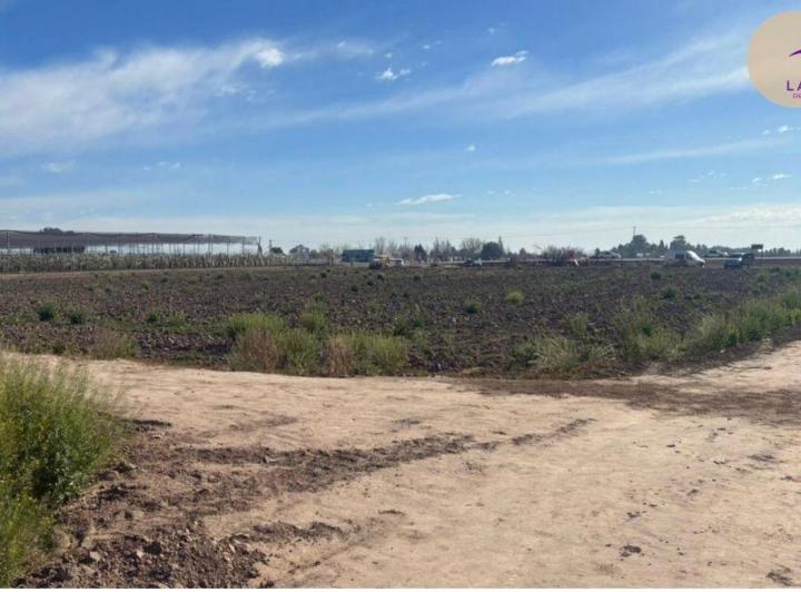 Terreno · 27000m²