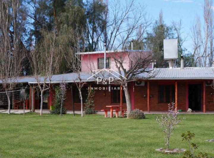 Casa · 292m² · 6 Ambientes · 3 Cocheras
