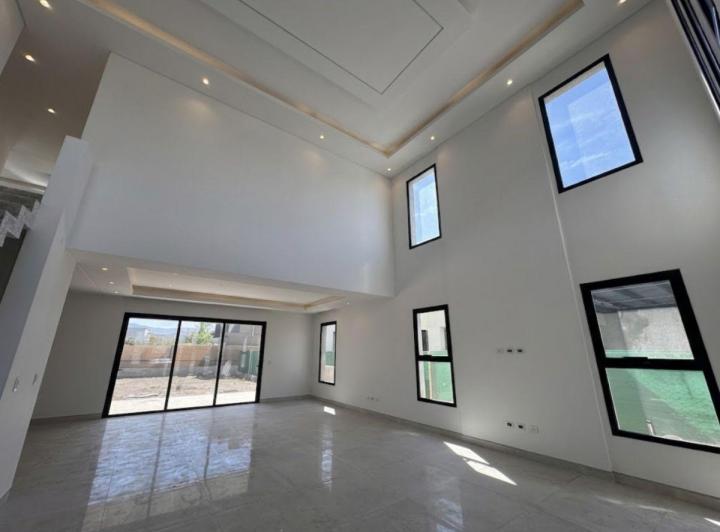 Casa · 306m² · 6 Ambientes