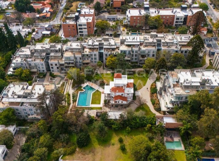 Departamento · 223m² · 3 Ambientes · 2 Cocheras