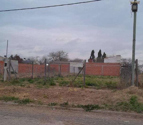 Terreno · 325m²