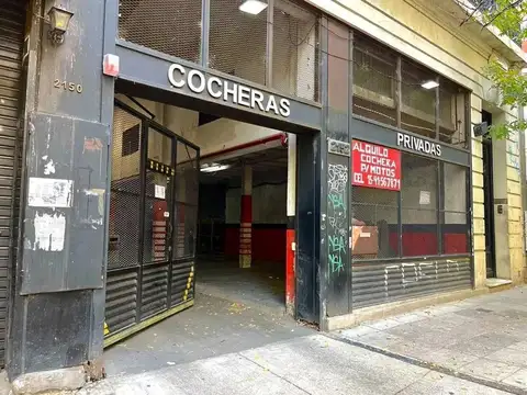 Venta cochera balvanera
