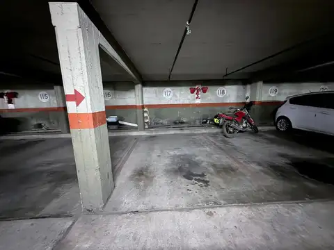 Venta cochera fija en belgrano