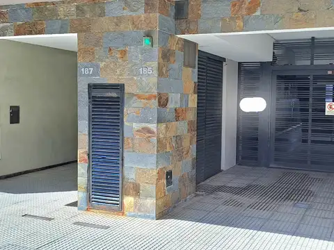 Cochera espacio guardacoche fijo en subsuelo