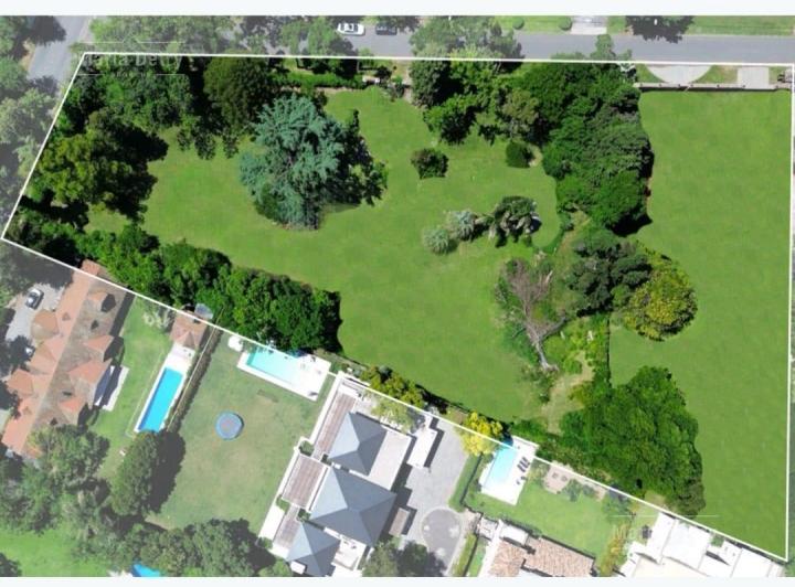 Terreno · 4400m²