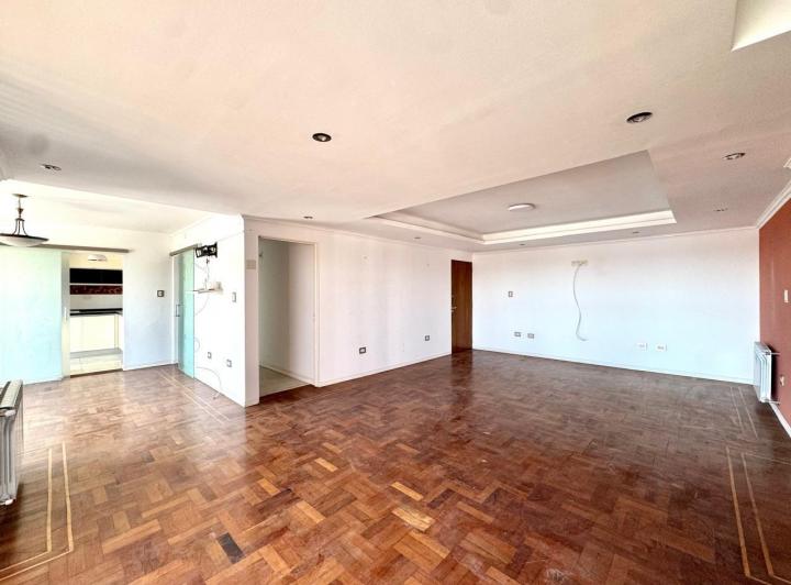 Departamento · 150m² · 6 Ambientes · 1 Cochera