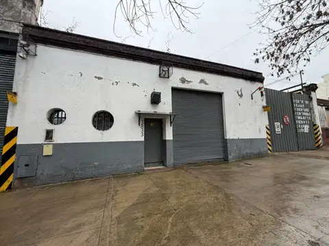 Depósito en parque avellaneda