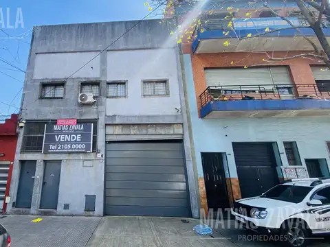Depósito de 520m² sin columnas, s/ lote: 8.66 x 37 - a una cuadra de directorio