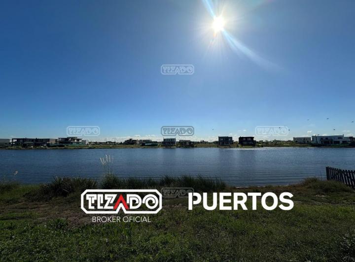 Terreno · 765m²