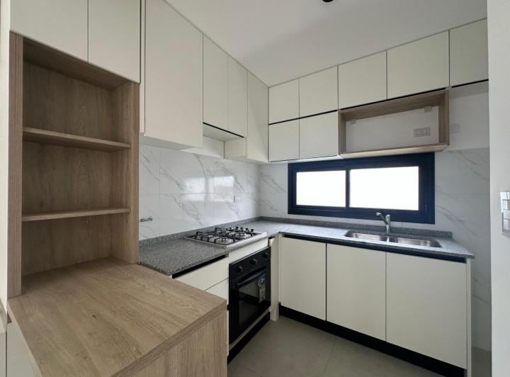 Casa · 93m² · 2 Ambientes · 1 Cochera