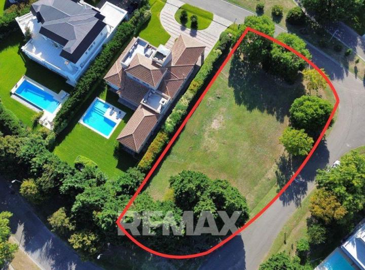 Terreno · 1170m²