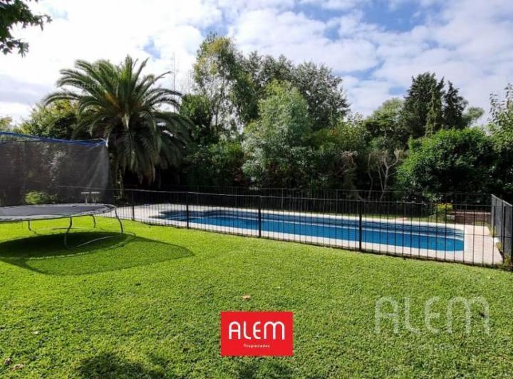 Casa · 160m² · 5 Ambientes