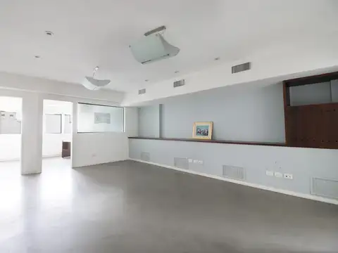 Venta oficina piso 10 amb. piso alto microcentro