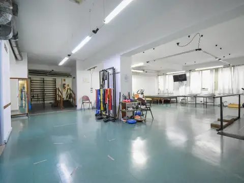 Venta oficina multifuncion en recoleta