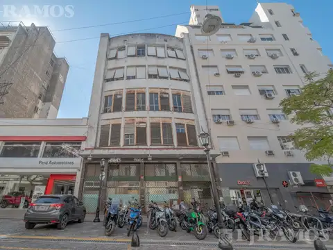 Edificio comercial en monserrat