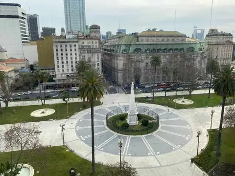 Oficina 643m2 planta libre plaza de mayo