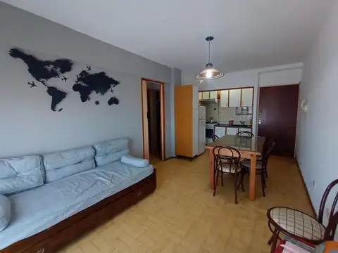 Departamento de 3 ambientes(apto 4/5 personas)piso:3 dpto:i