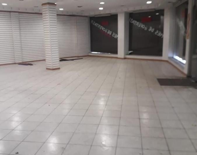 Local comercial · 250m²