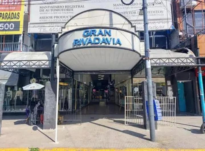 Local comercial · 81m²