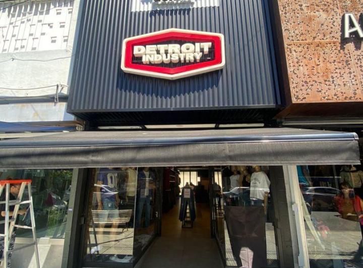 Local comercial · 57m²